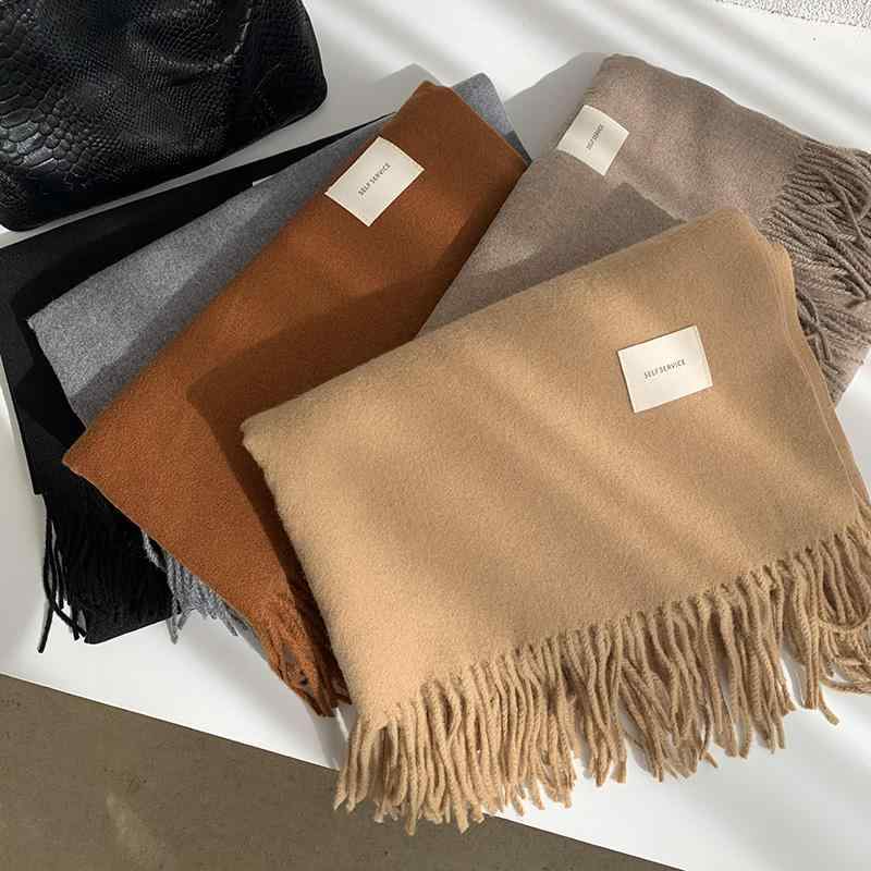 マフラー レディース 冬 防寒 厚手 暖かい 普段使い レジャー ショール メンズ シンプル カジュアル 韓国 柔らかい 英字 ロゴ タグ 大判 カーキ 黒 緑