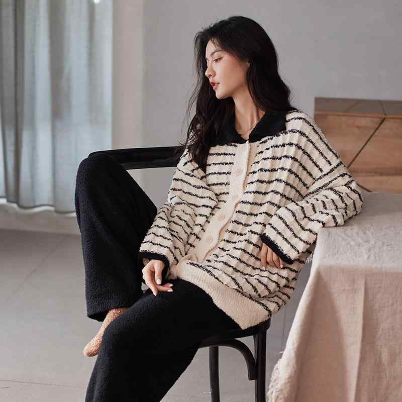 ウエスト ：ゴム該当シナリオ: レジャーホーム適用季節：冬厚さ: 厚手袖丈：長袖