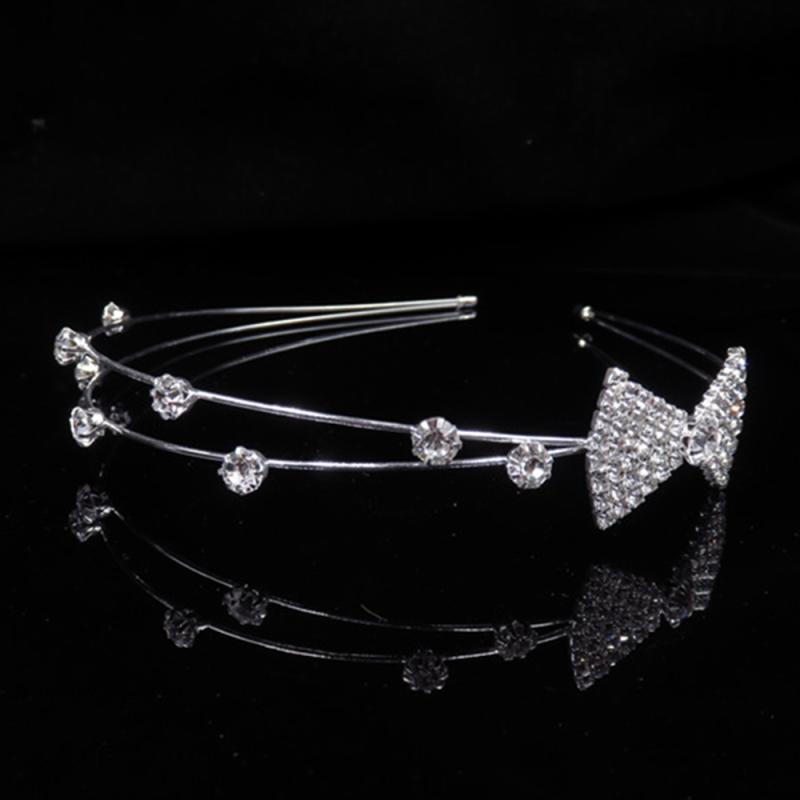 ヘアアクセサリー 結婚式 ウェディング シンプル シルバー ブライダル 女の子 子供 ヘッドバンド ラインストーン プリンセス 韓国 合金 メッキ キラキラ 華やか パーティー リボン ハート