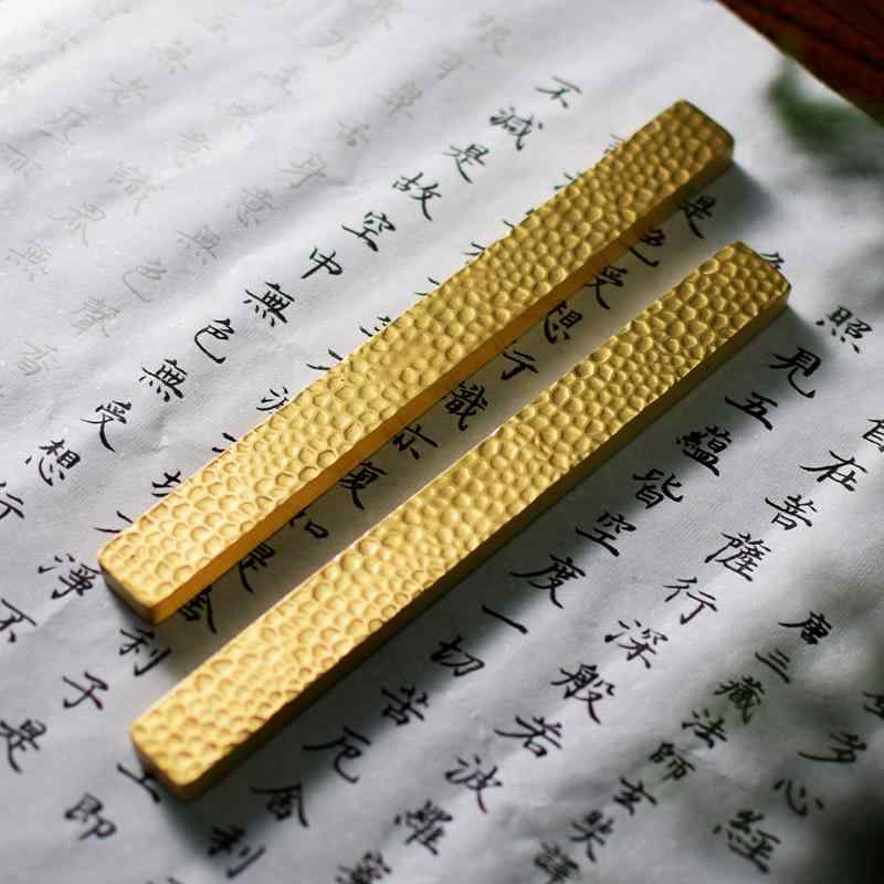 文鎮 おしゃれ 真鍮 長方形 槌目模様 2本セット 書道 絵画 文房具 アンティーク調 シンプル エレガント プレゼント 誕生日 記念品