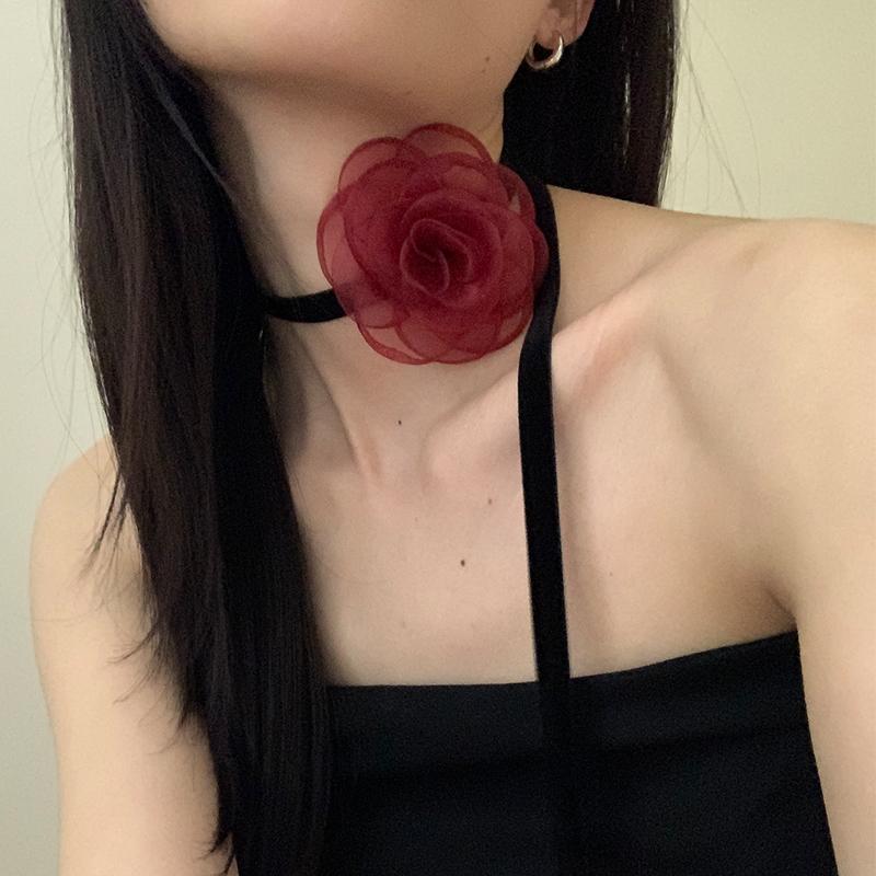 琥珀（Amber） - チョーカー リボン レディース アクセサリー 花 細め 調節可能 パーティー お呼ばれ ステージ 衣装 おしゃれ シンプル 赤 黒 白 プレゼント