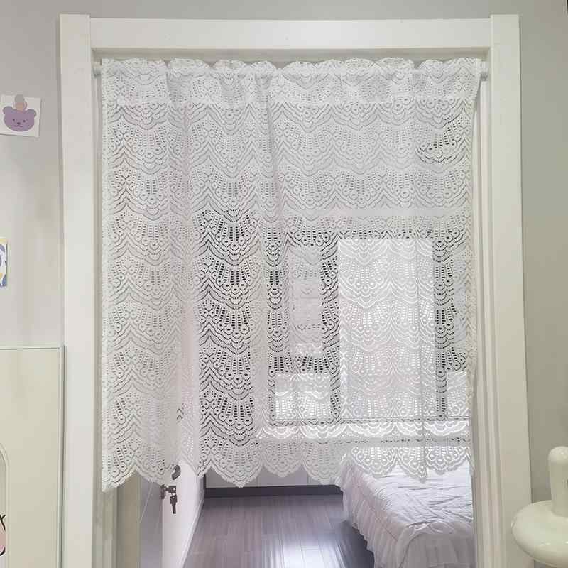 カフェ カーテン レース かわいい 編み 綿 カントリー ハーフ 波状 エッジ 通し ドア キャビネット 防塵 キッチン ショート 穴あけ不要 柔らかい フリル シンプル 白