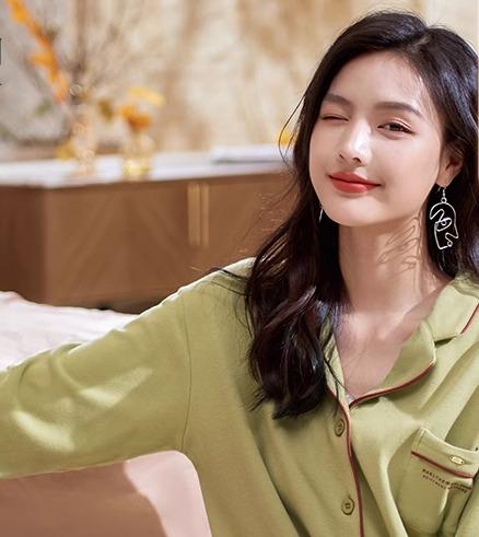 生地素材構成：ビスコース繊維（ビスコース繊維）40.綿26.5.ポリアクリロニトリル繊維（アクリル繊維）25.ポリウレタン弾性繊維（スパンデックス）8.5サイズ・目安体重：M（女性体重40～55kg）（男性体重45～55kg）L（女性体重5...