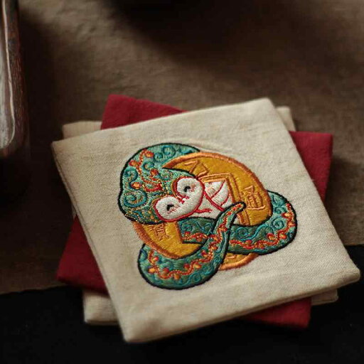 コースター 刺繍 ラッキー グリーンスネーク ティータオル 生地 トレイ 断熱 マット 新年 チャイナ風 プレゼント 蛇 中国 赤 ナチュラル コースター 刺繍 ラッキー グリーンスネーク ティータオル 生地 トレイ 断熱 マット 新年 チャイナ風 プレゼント 蛇 中国 赤 ナチュラル