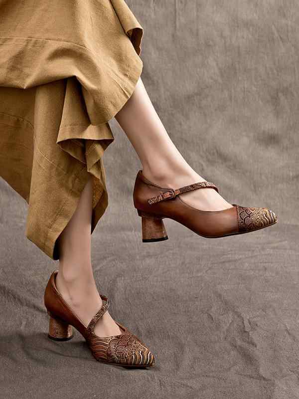 靴 レディース 歩きやすい パンプス おしゃれ 通勤 レトロ アンティーク調 ポインテッドトゥ 浅口 シングル シューズ 太ヒール ハイヒール ストラップ エスニック系 婦人 ブラウン