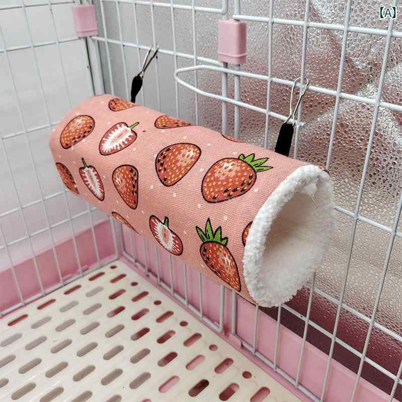 モルモット トンネル 小動物 ハウス ハムスター 巣 隠れ家 遊び場 もこもこ ふわふわ 暖かい 厚手 フック 大きめ 小さめ いちご くじら アヒル 黄 かわいい 2