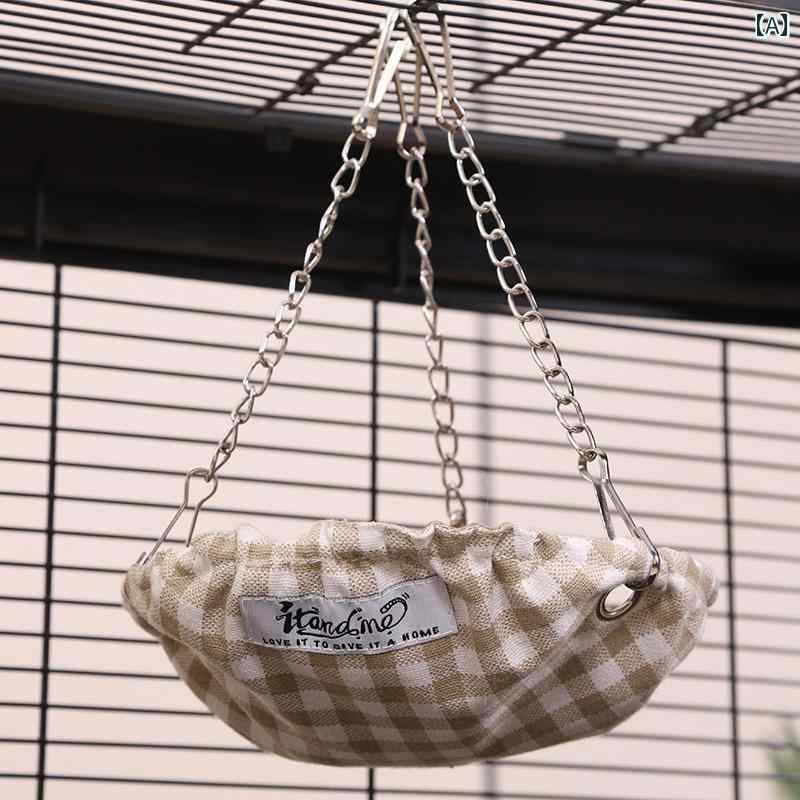 フロントップ楽天市場店の鳥用品 ペット オウム インコ 吊り下げ式 巣 スイング ブランコ 寝床 フック チェーン チェック柄 英文字ロゴ タグ 茶 緑 ピンク｜アングル2