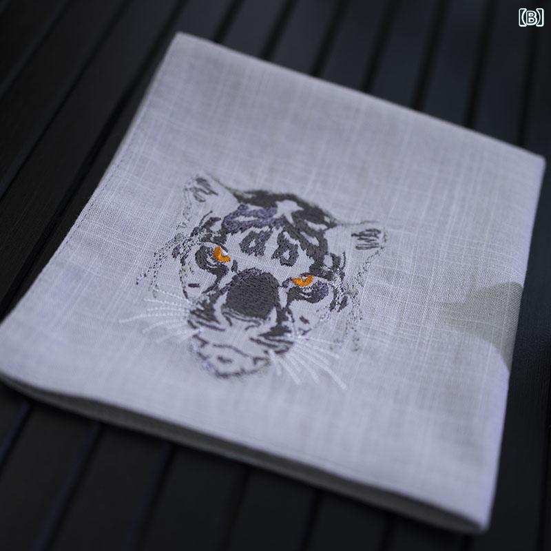 ハンカチ プレゼント 男性 綿 ダークヒョウ柄 刺繍 レトロ 吸汗性 手ぬぐい 小さめ 正方形 バレンタイン 父の日 退職 おしゃれ 黒 グレー 青