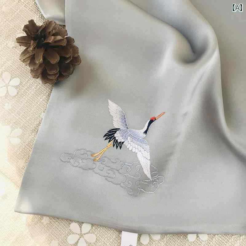 ハンカチ プレゼント 女性 母の日 鶴 梅の花 刺繍 中国風 小さめ 正方形 光沢 携帯用 男女兼用 ビジネス 退職 誕生日 グレー 白 青