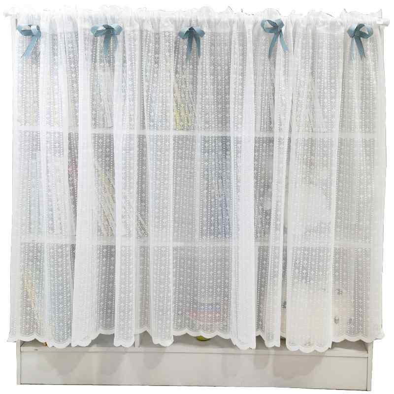 本棚 目隠し カーテン かわいい カントリー 寝室 リビング 収納 キャビネット 日よけ 遮光 防塵 柔らかい レース ガーゼ リボン 花 透け感 穴あけ不要