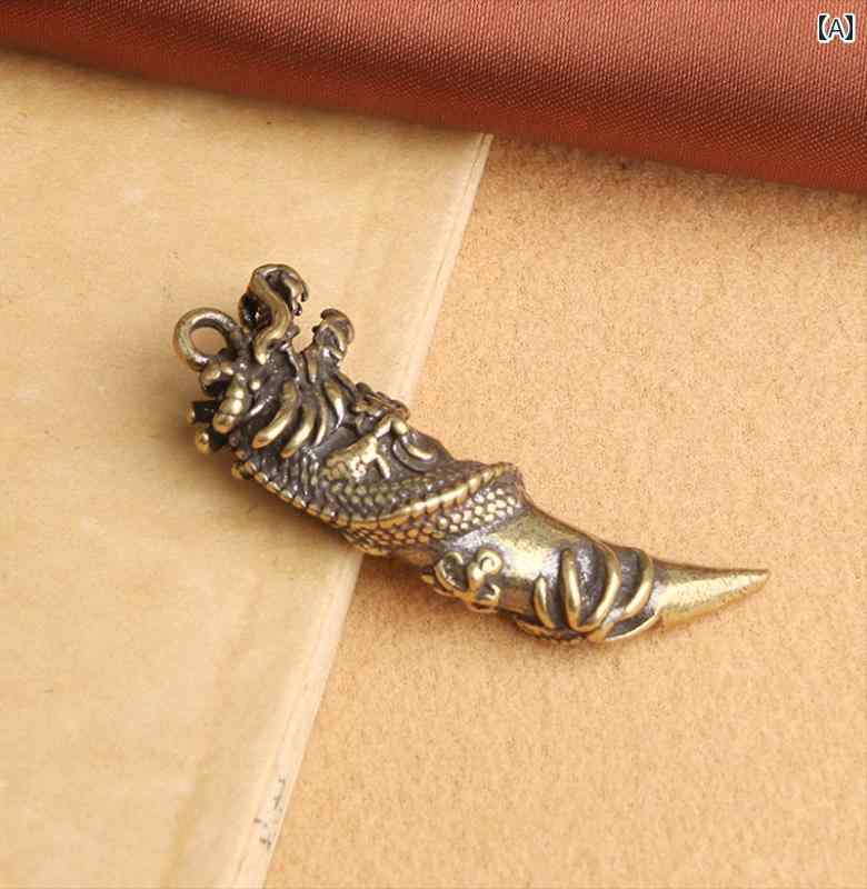 真鍮 アクセサリーパーツ ペンダント キーホルダー チャーム ブレスレット トップのみ おしゃれ 金具 彫刻 アンティーク調 ドラゴン 龍 牙 小さめ カジュアル