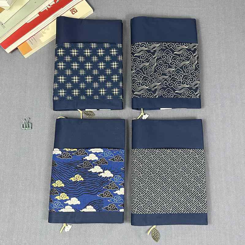 ブックカバー オシャレ 文庫 保護 単行本 ギフト 布製 ノート レトロ A5 A6 和柄 青雲 古風 手帳 日記帳 マンガ 読書 回紋