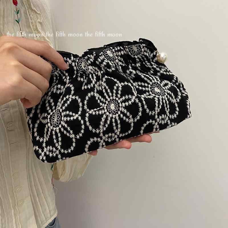 ポーチ 花柄 レトロ レース 刺繍 ジッパー 化粧品 収納 袋 クラッチ バッグ 柔らかい おしゃれ 母の日 プレゼント パール ペイズリー柄 黒