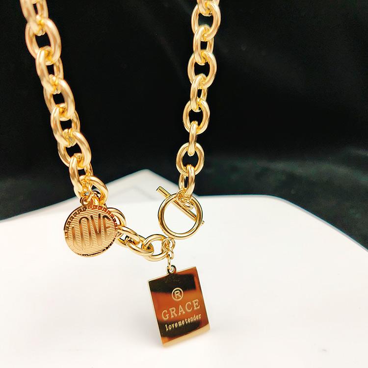 ネックレス レディース 変色防止 チタン鋼製 鎖骨ネックレス ゴールド シルバー シンプル クール ヒップホップ ストリート 秋冬 個性的