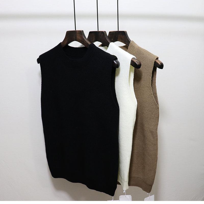 Crew Neck - ニットベスト メンズ 男性用 トップス 無地 厚手 あったか 暖かい 着回し 普段使い カジュアル デイリー クルーネック ジレ 秋冬 ブラック オフホワイト ブラウン グレー