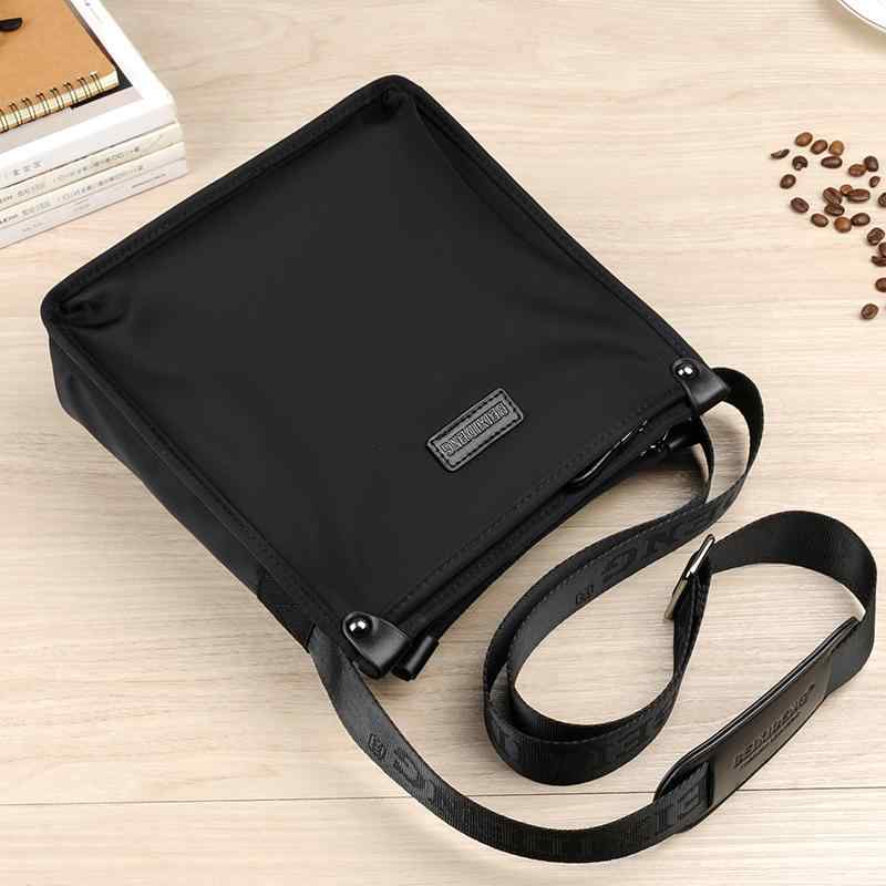 ショルダーバッグ メンズ ナイロン オックスフォード生地 キャンバス ミニ 大容量 カジュアル スポーツ 韓国 クロスボディ ファスナー開閉 多収納 普段使い 通勤 通学