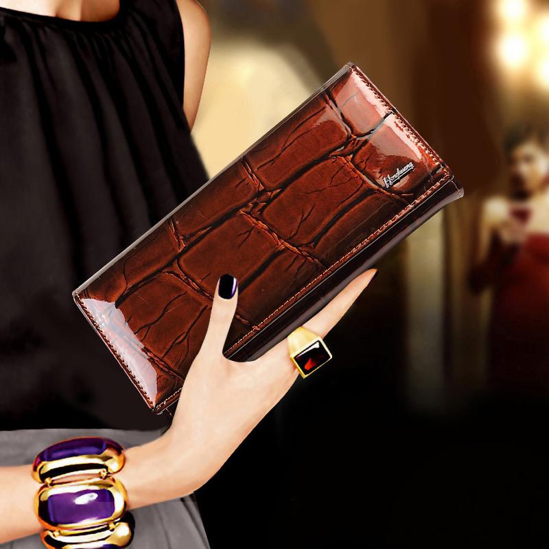 長財布 レディース 革 牛革 三つ折り 大容量 光沢 エナメル クロコ型押し 横型 上品 シック クラッチウォレット 春夏