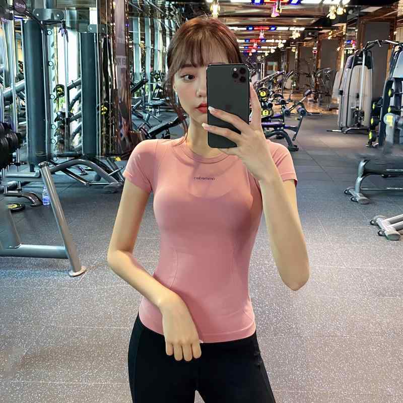 スポーツウェア レディース 半袖 ショート丈 ヨガ ランニング フィットネス トレーニング ジム ワークアウト スリムフィット 伸縮性 スタイルアップ 着痩せ ...