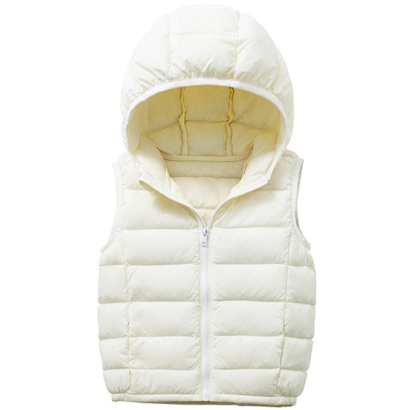 ・素材: ナイロン・詰め物: ホワイト・ダウン含有率: ・厚み: 薄手・柄: 無地・対象性別: ユニセックス・対象年齢: 2歳〜13歳・カラー展開: ホワイト.イエロー.レッド.グレー.ライトブルー.ブラック.ネイビー.ピンク.ロイヤルブルー・サイズ展開: 110cm.120cm.130cm.140cm.150cm.160cm.170cm