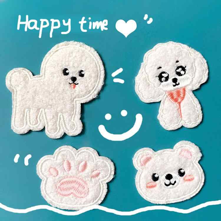 ワッペン ふわふわ もこもこ テディベア 犬 くま 足跡 刺しゅう シール接着 アイロン不要 DIY 手芸 リメイク デコレーション 補修 衣類 バッグ スマホ小物
