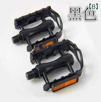 フロントップ楽天市場店の自転車 ペダル 発光 ボールベアリング 軽量 アルミ合金 マウンテンバイク ロードバイク サイクリング 交換部品 夜間走行 滑り止め 青 黒 紫 銀｜アングル2