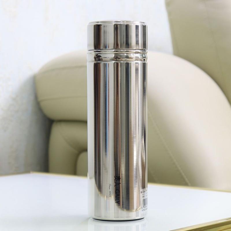 水筒 男性用 暖かい保冷ボトル 316ステンレス製 大容量500ml 茶こし 直飲みタイプ シンプル プラスチック不 普段使い オフィス 車載用 鏡面仕上げ