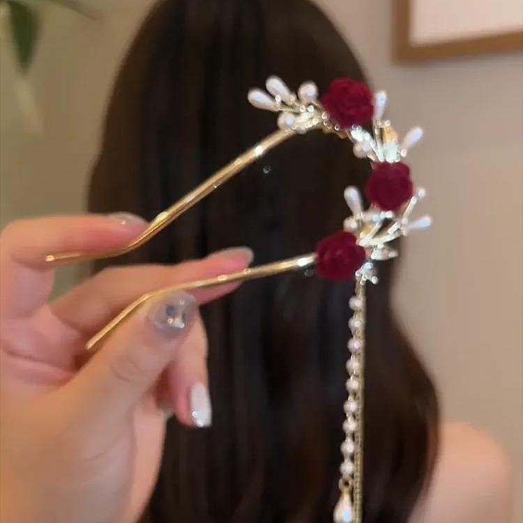かんざし おしゃれ 簪子 赤 バラ フェイクパール タッセル 揺れる U型 チャイナ風 春節 チャイナ風 ヘ..
