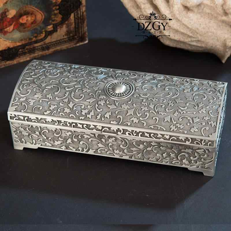 楽天市場】ゴシック 小物入れの通販