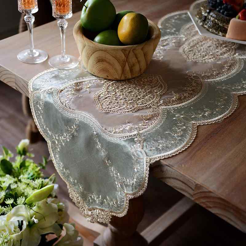 テーブルランナー レース ヨーロピアン ロング エレガント スタイリッシュ ダイニングテーブル コーヒーテーブル テレビボード アンティーク レトロ