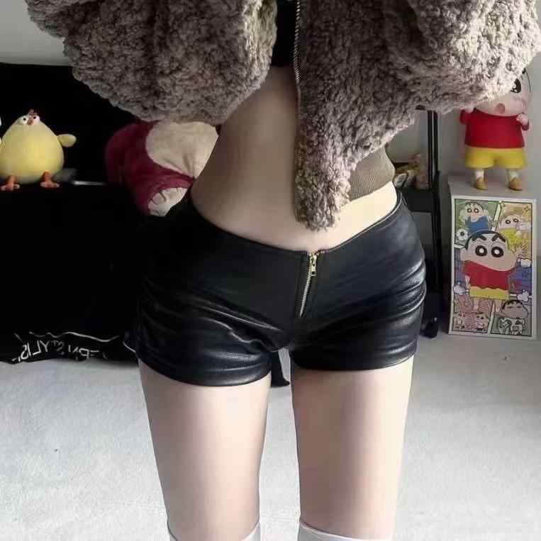 Other - ショートパンツ レディース おしゃれ フェイクレザー 黒 セクシー ローライズ タイト y2k ヴィンテージ風 パーティー ナイトクラブ