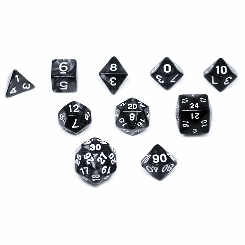 ・カラー展開: イエロー.レッド.ゴールド.パープル.グリーン.ブルー.ブラック・カテゴリ: 数字ダイス