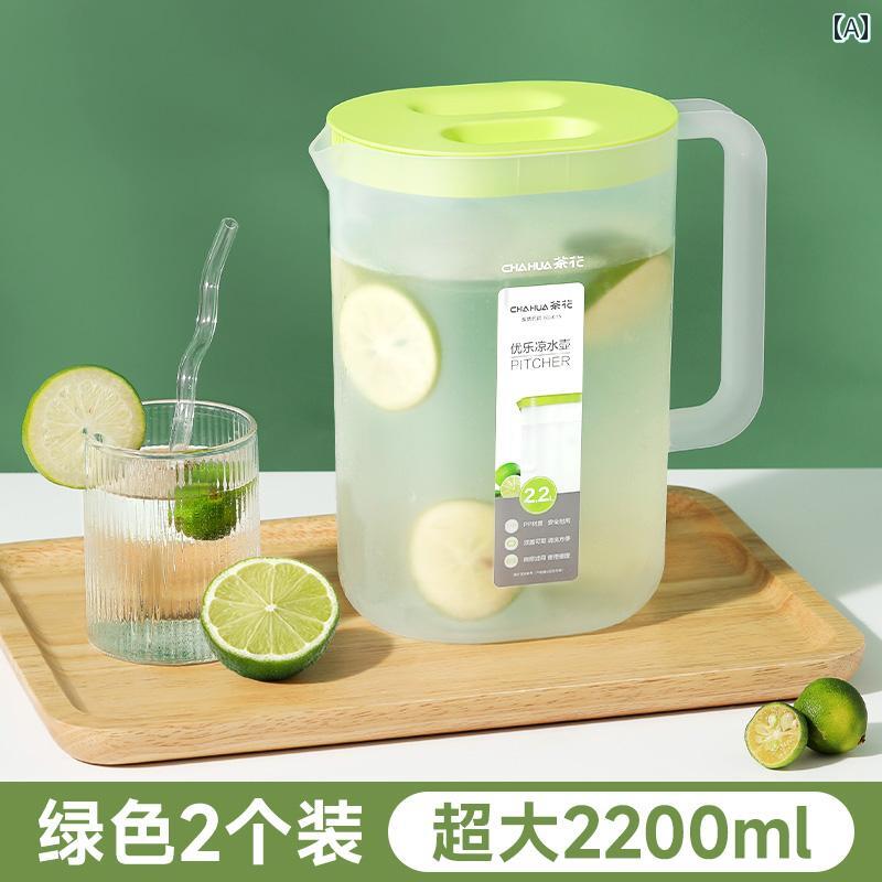 冷水筒 家庭用 大容量 耐熱 プラスチック製 ウォーターピッチャー 冷蔵庫ポケット...