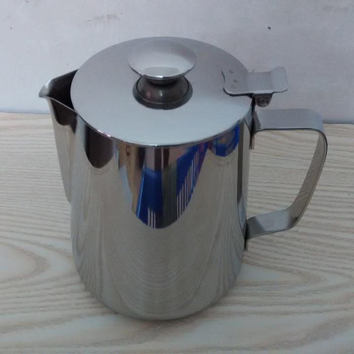 ピッチャー ステンレス 蓋 ラテアート ミルク泡立て器 冷水 ポット コーヒー 紅茶 ジュース ドリンクサ..
