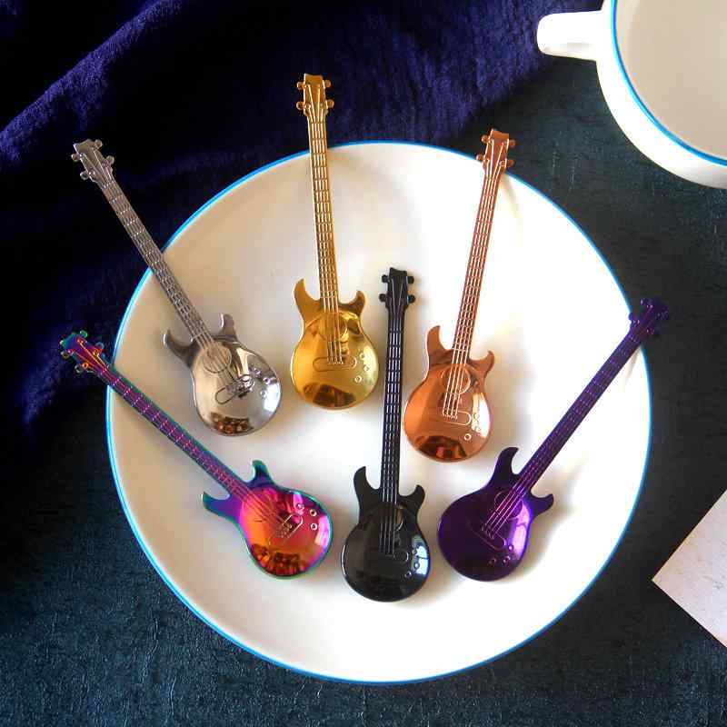 スプーン 304ステンレス製 ギター型 ユニーク 個性的 おしゃれ 精巧な かわいい コーヒーデザート用 マ..