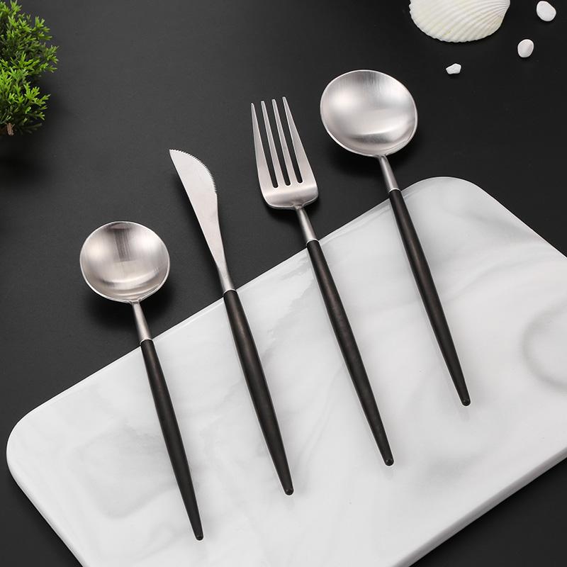 カトラリー 304ステンレス ポルトガル風 ナイフ フォーク スプーン 4点セット ステーキ 洋食器 家庭用 ..