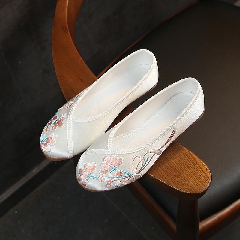 シューズ レディース 布靴 刺繡 レトロ フラットパンプス ラウンドトゥ 漢服 民族風 ダンスシューズ ス..