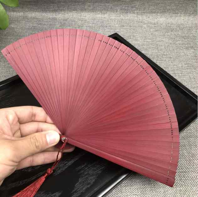 扇子 レディース 女性用 ミニ 折りたたみ式 竹製 彫刻 透け 和風 中国風 古風 キャラクター かわいい 工芸品 手作り ギフト 普段使い