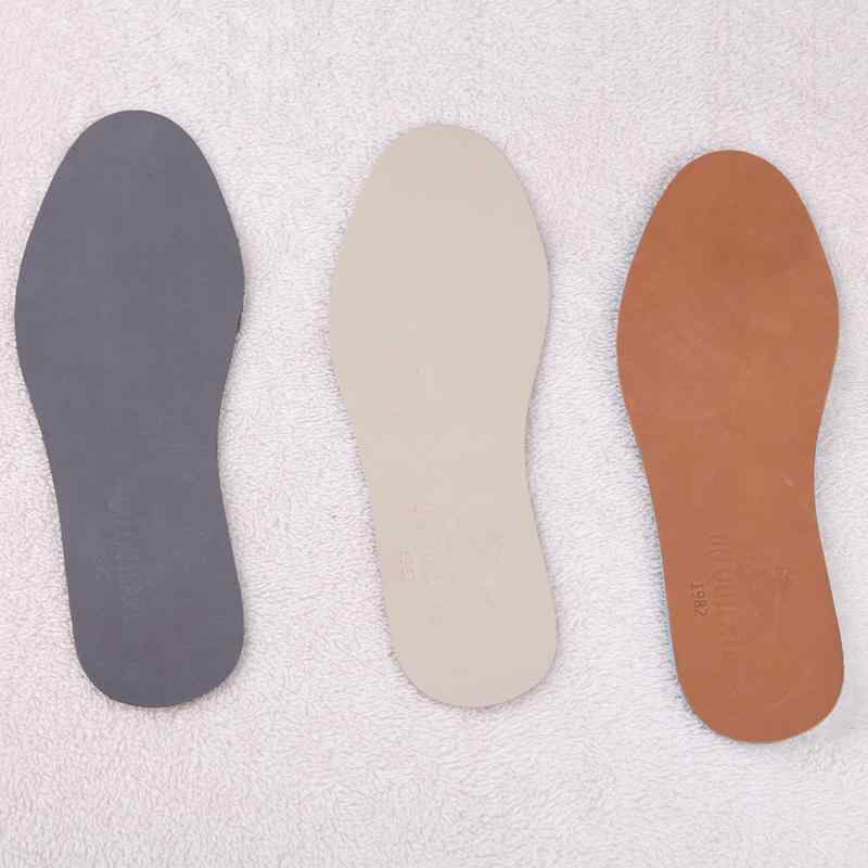 インソール ユニセックス 牛革 レザー 薄型 吸汗 通気 柔らか 滑り止め 粘着式 運動靴 革靴 ビジネスシューズ スポーツ 汎用 中敷き