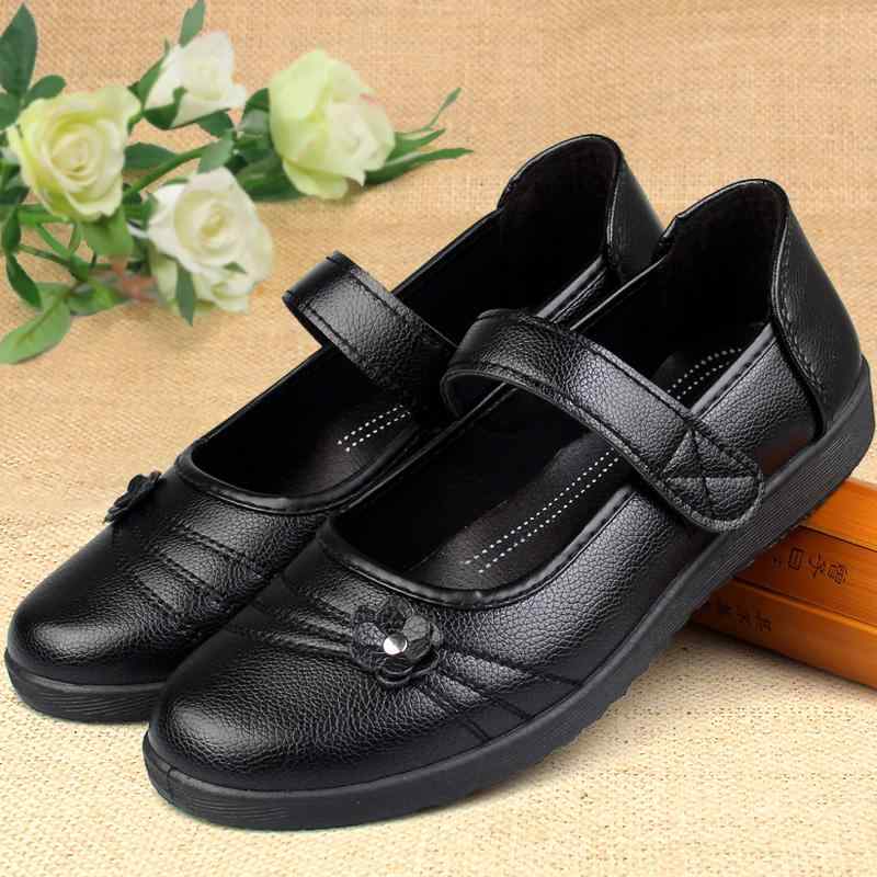 フラットシューズ レディース シニア レザー調 滑り止め 軽量 やわらか底 ワンストラップ ラウンドトゥ 春秋 普段使い お出かけ 黒 赤