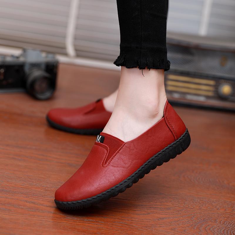 シューズ レディース ミセス シニア スリッポン 春秋 合皮 快適 通気性 メッシュ裏地 柔らかい底 クッション性 普段使い カジュアル ウォーキング フラット ローヒール