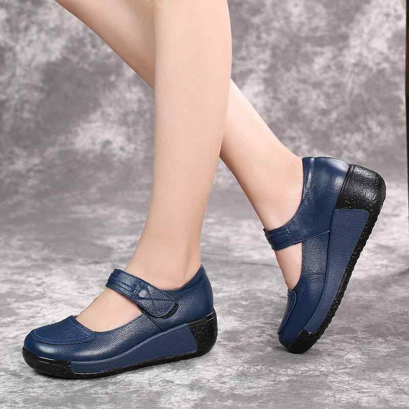 シューズ レディース ミセス ママシューズ 革 レザー ラウンドトゥ 厚底 ウェッジソール ソフトソール 快適 歩きやすい 浅履き カジュアル パンプス 革靴