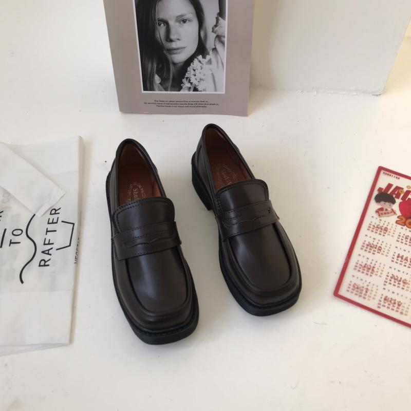 ローファー レディース 厚底 ブリティッシュスタイル レトロ 革靴 レザーシューズ PUレザー スクエアト..