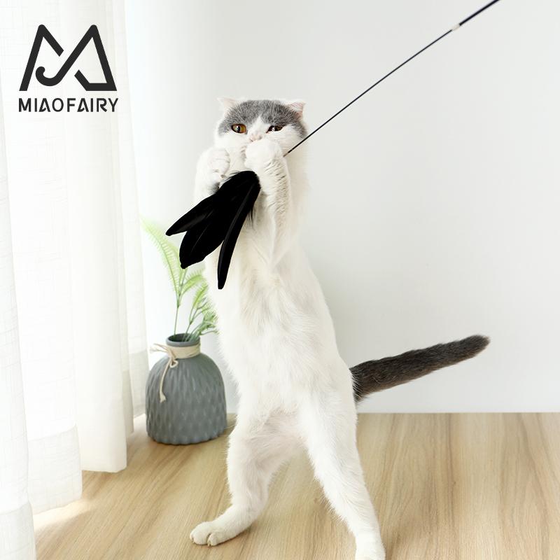 猫じゃらし 羽根 鈴 伸縮式 ロングロッド 木製 キャットトイ 運動不足解消 ストレス軽減 狩猟本能刺激 ..