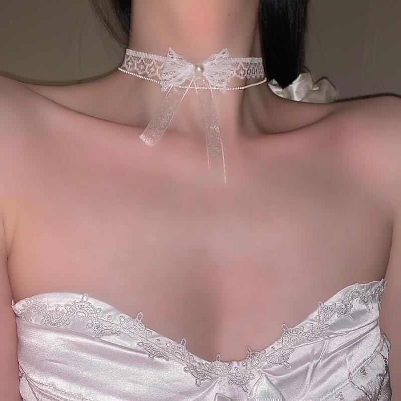 チョーカー レディース おしゃれ 白 レース リボン 首元アクセサリー きれいめ ガーリー フェミニン 首飾り 禁欲系 上品 デコルテ コーデ