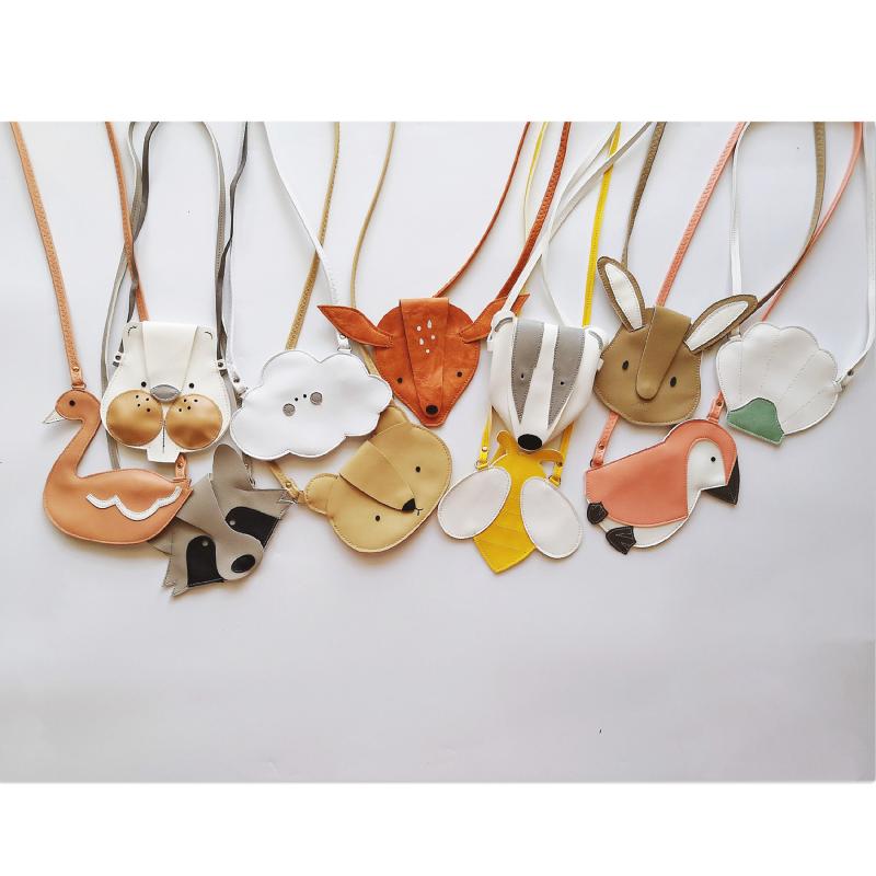 バッグ 子供 ベビー 手作り 動物キャラクター かわいい 斜めがけ ミニ 小銭入れ ポシェット 普段使い お出かけ 通園 プレゼント
