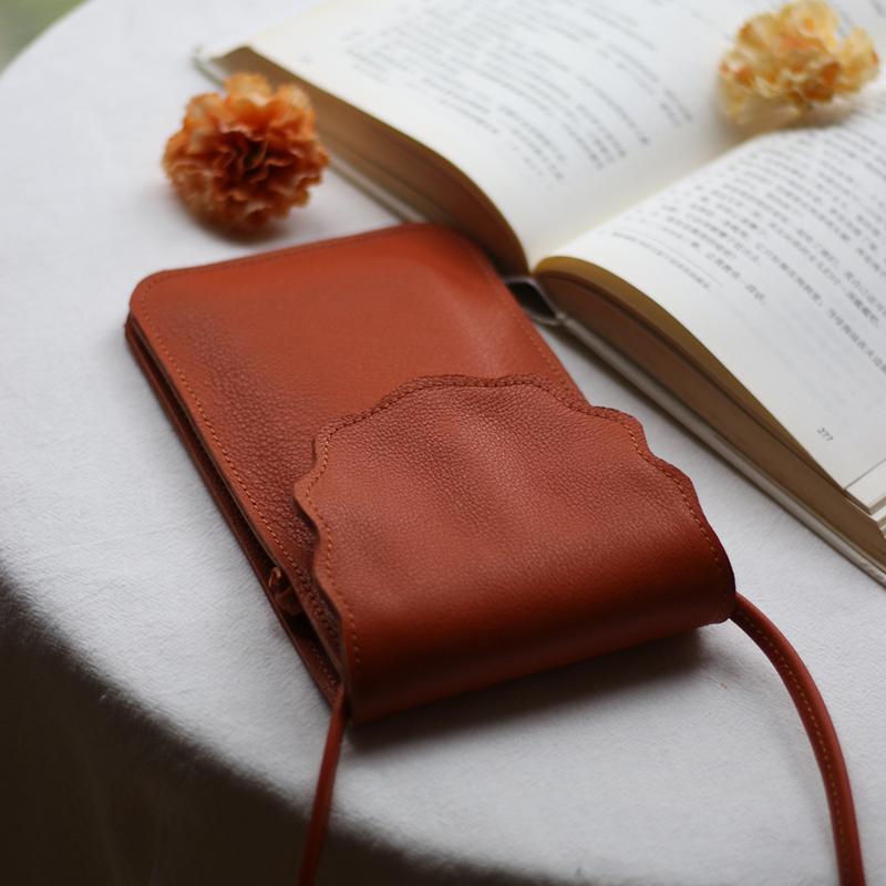 ショルダーバッグ レディース スマホポーチ 斜めがけ ミニ コンパクト 軽量 革 牛革 散歩 ランニング ..