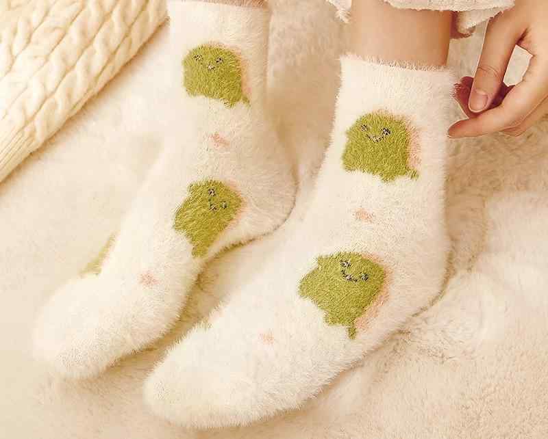寝るとき 靴下 レディース ふわふわ ファー フリース 冬 暖かい 厚手 ルームソックス かわいい 恐竜 花 カエル 柄 産後 妊婦 冷え対策 暖かい ストレッチ
