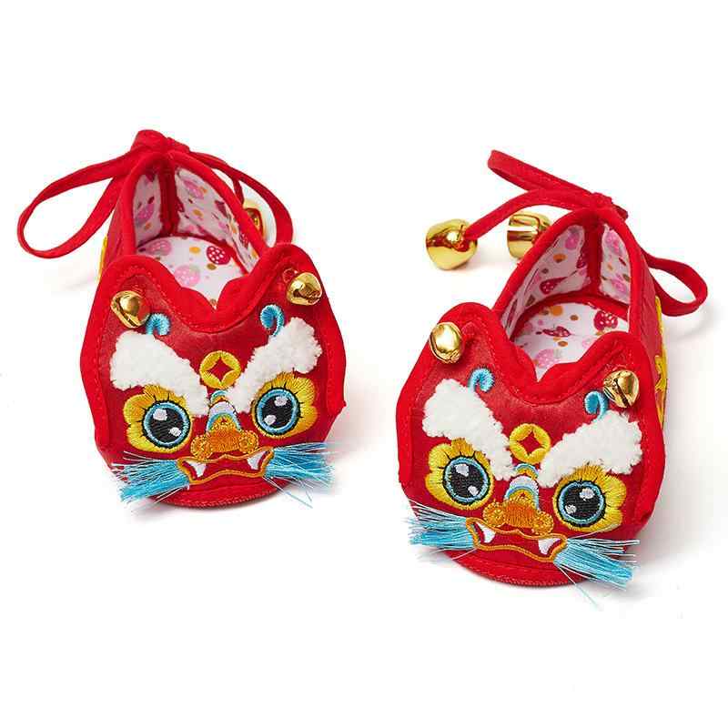 ベビーシューズ 男の子 女の子 赤 百日祝い 周歳 学歩 柔らかい底 布 手作り 刺繍 鈴