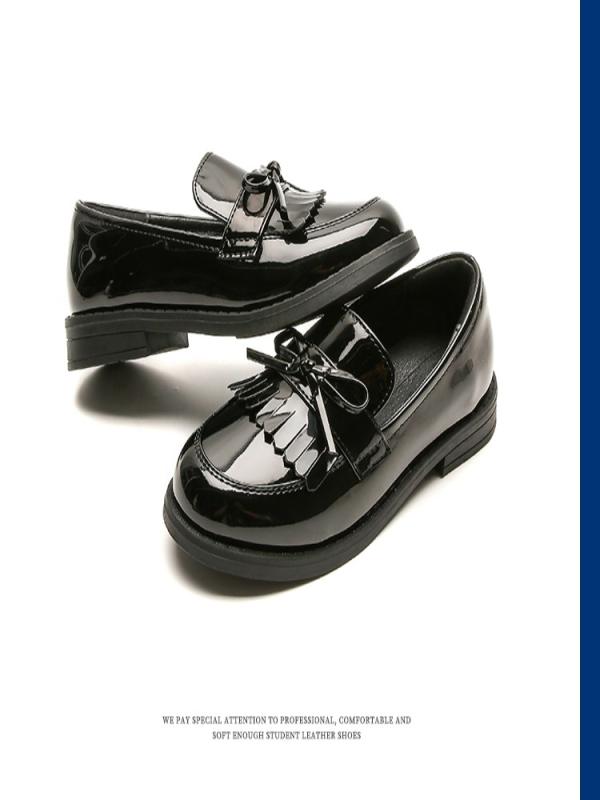 スタイル: プリンセス サイズ: 26.27.28.29.30.31.32.33.34.35.36.37.38.39.40 着用シーン: パーティー 素材: PUレザー 靴底素材: PU 履き方: スリッポン カラー: ブラック