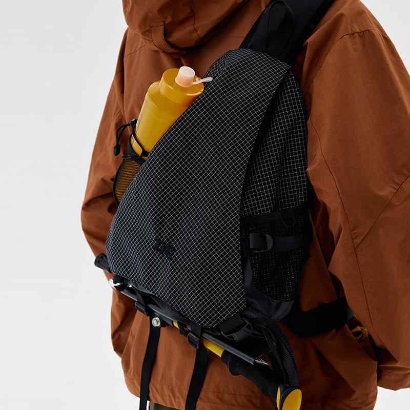 メンズ バック 斜めがけ アウトドア レトロ 撥水 サイクリング スポーツ クロス ボディ ショルダー おしゃれ シンプル カジュアル ジッパー 茶 黒 グレー